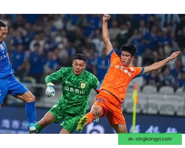 这里限高彭啸23次头解围领跑