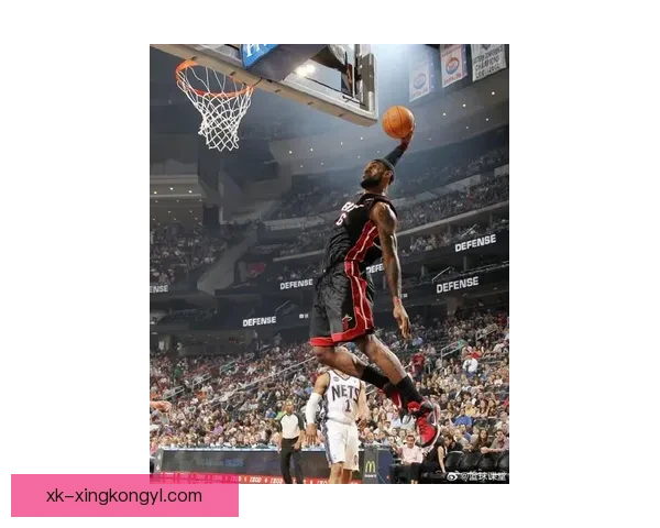 史密斯指詹姆斯左右扣篮大赛局